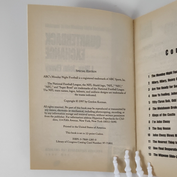 ABC's NFL Monday Night Football Club Books 1 & 2 Gordon Korman Book Lot - Picture 7 of 12